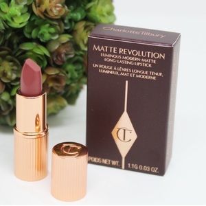 Charlotte Tilbury Matte Revolution Lipstick Mini- Pillow Talk Medium